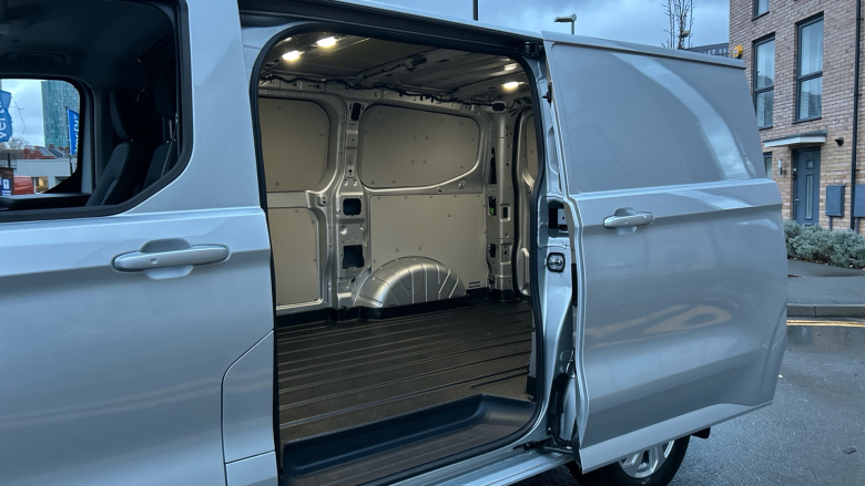 Ford Transit Custom 280 L1 Diesel Fwd 2.0 EcoBlue 136ps H1 Van Limited